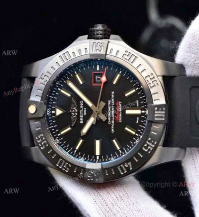 Swiss 2824-2 Breitling Avenger Blackbird Mens Watch - AAA Replica